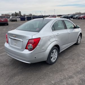 CHEVROLET SONIC LT AUTO - 8