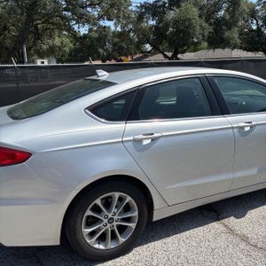 2019 FORD FUSION SE 照片 9