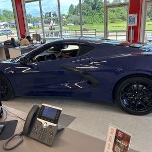 CHEVROLET CORVETTE STINGRAY - 4