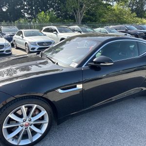 صورة 2 لـ 2020 Jaguar F-TYPE P300