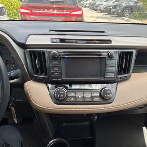 صورة مصغرة 38 لـ 2013 Toyota RAV4 XLE