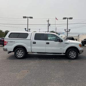 2012 FORD F-150 XLT photo 10