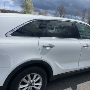 KIA SORENTO LX - 9