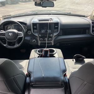 صورة مصغرة 35 لـ 2019 RAM 1500 BIG HORN