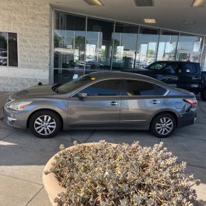 2015 Nissan ALTIMA 2.5 S — фото 3