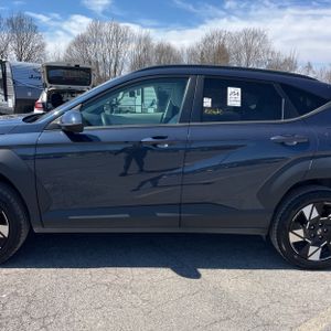 HYUNDAI KONA SEL - 4