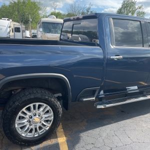 CHEVROLET SILVERADO 2500HD HIGH COUNTRY - 9