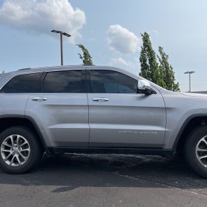 2016 JEEP GRAND CHEROKEE LIMITED — миниатюра 11