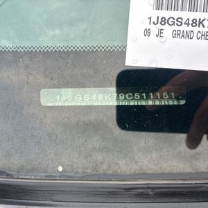 2009 JEEP GRAND CHEROKEE LAREDO — миниатюра 51