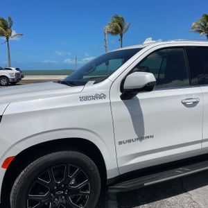 CHEVROLET SUBURBAN HIGH COUNTRY - 2