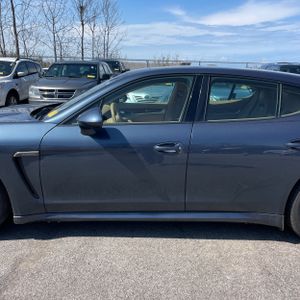 PORSCHE PANAMERA 4 - 4