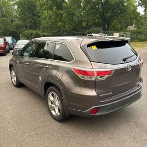 صورة 5 لـ 2014 Toyota HIGHLANDER LIMITED