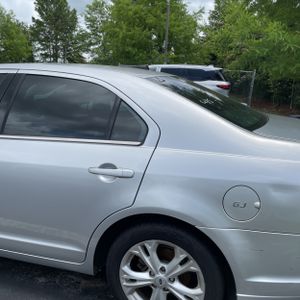 FORD FUSION SE - 6