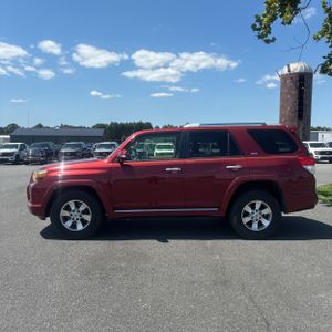 2013 Toyota 4RUNNER SR5 photo 3