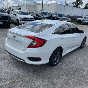 صورة 8 لـ 2019 Honda CIVIC EX