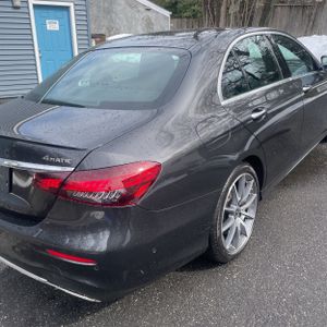 MERCEDES-BENZ E-CLASS - 9