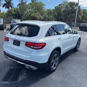 MERCEDES-BENZ GLC - 8