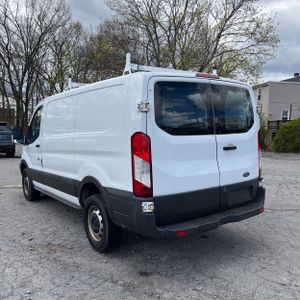 FORD TRANSIT 250 - 5
