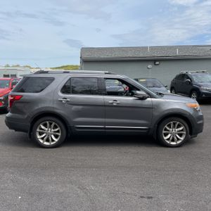 FORD EXPLORER LIMITED - 10
