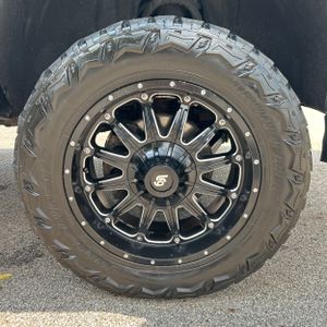 صورة مصغرة 20 لـ 2014 Chevrolet SILVERADO 1500 LTZ