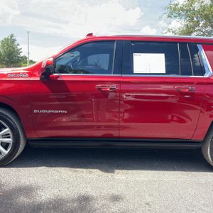 CHEVROLET SUBURBAN HIGH COUNTRY - 4