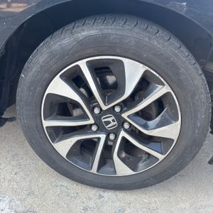 صورة مصغرة 18 لـ 2015 Honda CIVIC LX