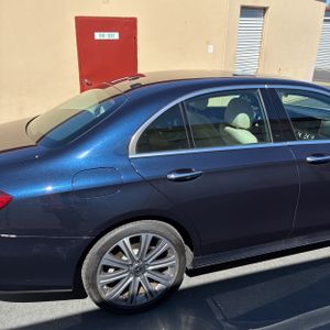 MERCEDES-BENZ E-CLASS - 9