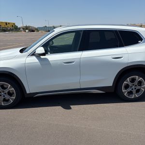 2025 BMW X1 XDRIVE28I — фото 4