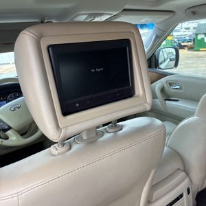2014 Infiniti QX80 BASE — миниатюра 38