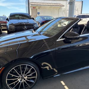 MERCEDES-BENZ E-CLASS - 2