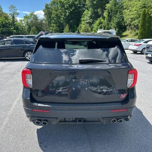 FORD EXPLORER ST - 7