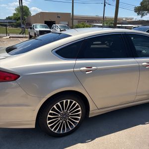 FORD FUSION ENERGI TITANIUM - 9
