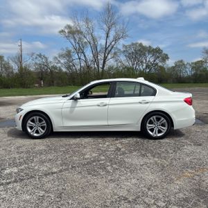 BMW 330I XDRIVE - 3