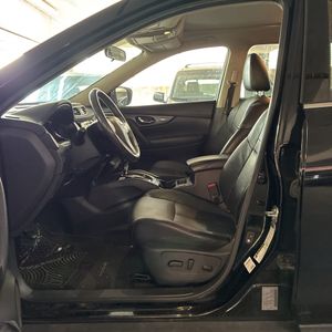 2015 Nissan ROGUE SL 照片 31