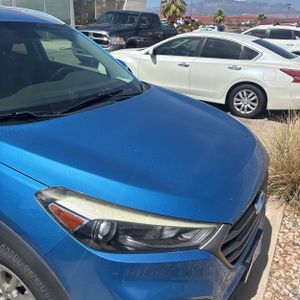 2016 Hyundai TUCSON SE — фото 13