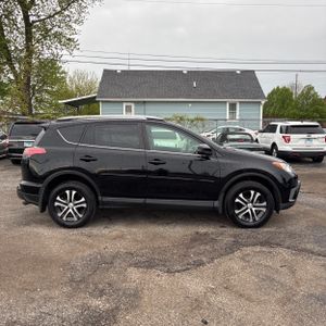 TOYOTA RAV4 - 10
