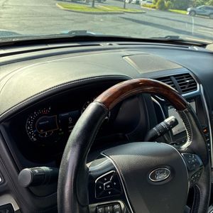 صورة 38 لـ 2017 FORD EXPLORER PLATINUM