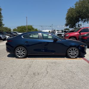 2021 Mazda MAZDA3 SEDAN PREFERRED photo 10