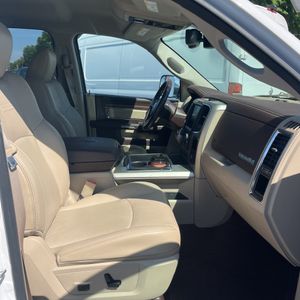 صورة مصغرة 32 لـ 2014 RAM 1500 LARAMIE