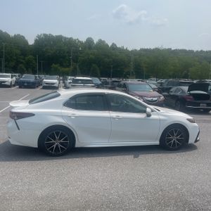 2022 Toyota CAMRY HYBRID SE 照片 10