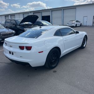 CHEVROLET CAMARO LS - 8