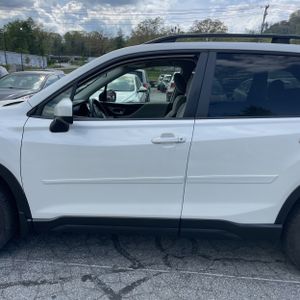 SUBARU FORESTER PREMIUM - 4