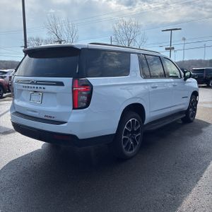 CHEVROLET SUBURBAN RST - 8