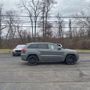 JEEP GRAND CHEROKEE LAREDO X - 10