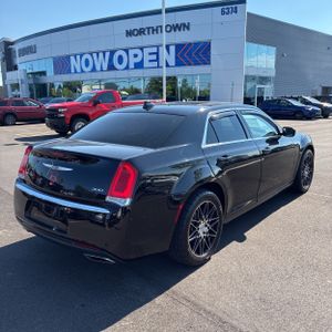 2017 Chrysler 300 LIMITED 照片 8