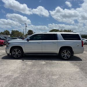 CHEVROLET SUBURBAN LTZ - 3