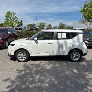 KIA SOUL LX - 3