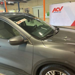 FORD ESCAPE SEL - 9