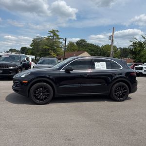 2019 Porsche CAYENNE BASE 照片 3