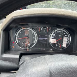 2012 RAM 1500 SLT thumbnail 43